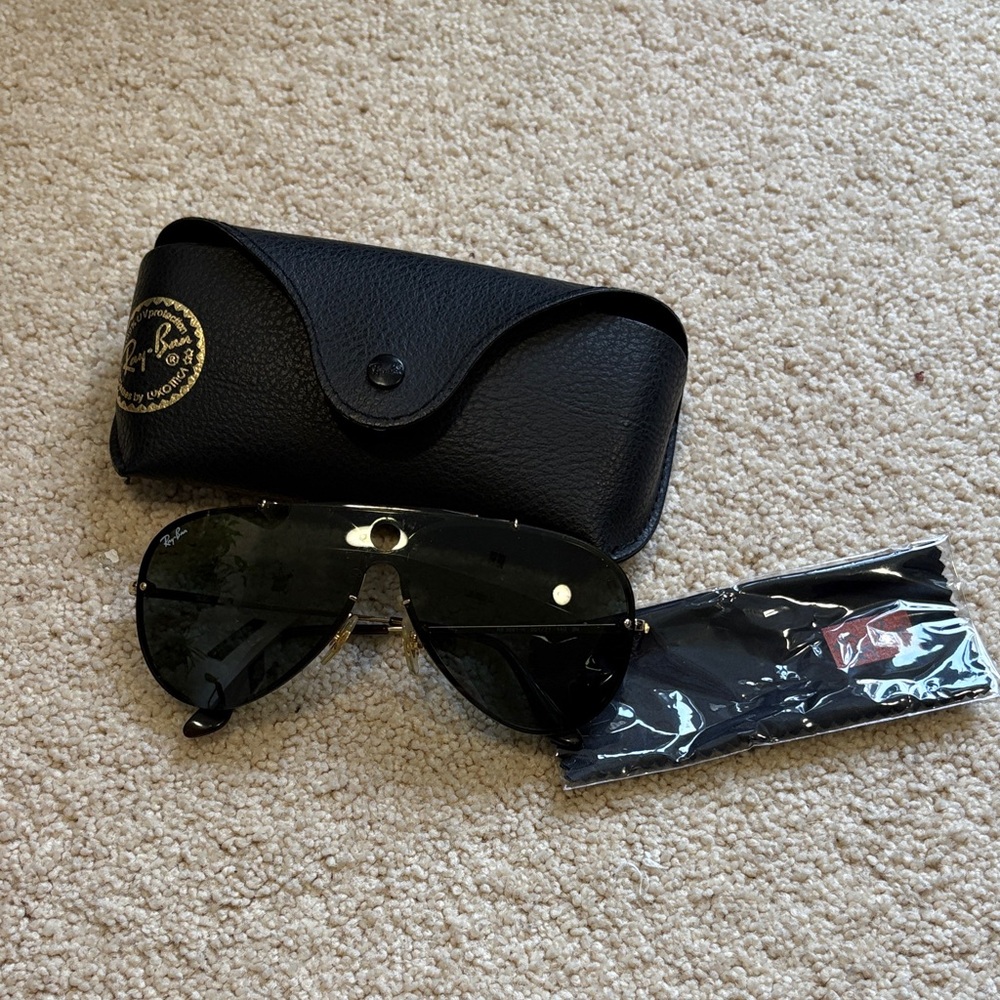 Ray-Ban Blaze Shooter sunglasses model RB3581N